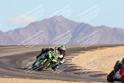 media/Nov-16-2024-CVMA (Sat) [[0e4bb1f32f]]/Race 11-Amateur Supersport Open/